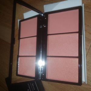 SALE🤯KVOSSNYCBlushing Beauty Luminous Blush Palette